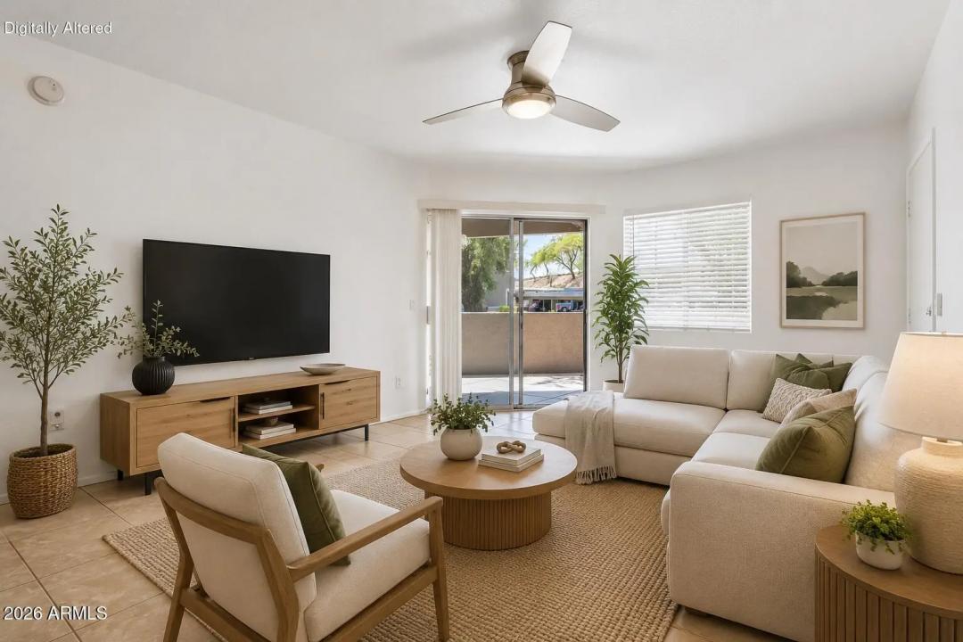 Real Estate Picture 5
