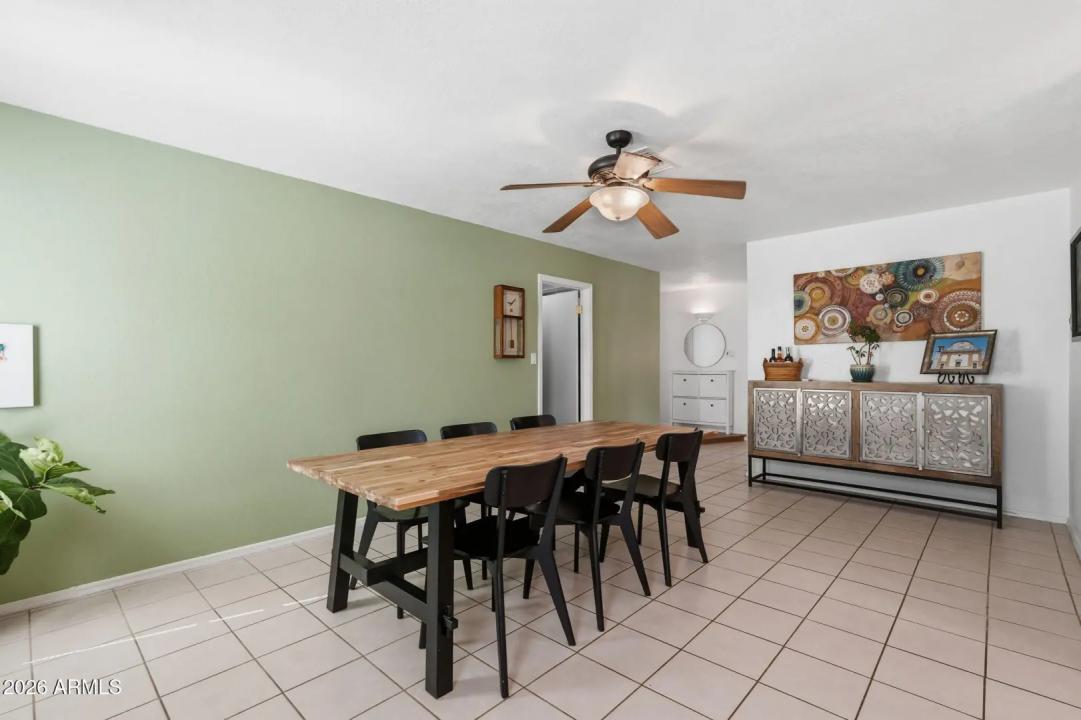 Real Estate Picture 15