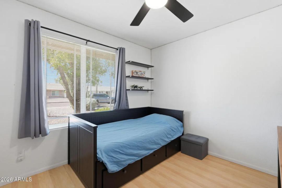 Real Estate Picture 28