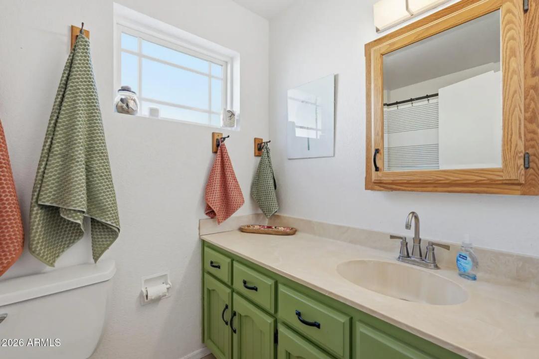 Real Estate Picture 29