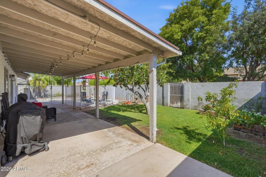 Real Estate Picture 37