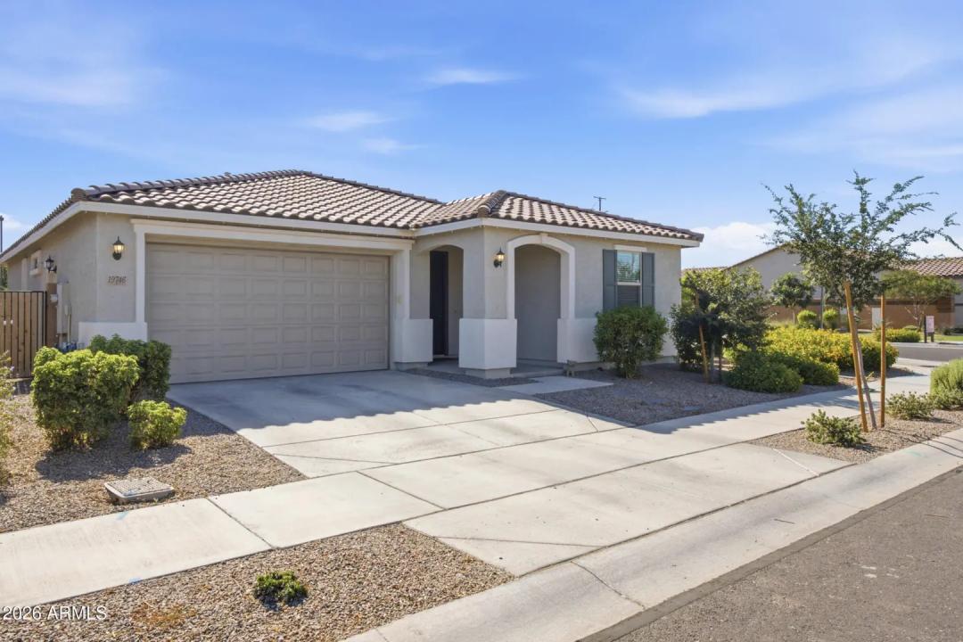 Real Estate Picture 1
