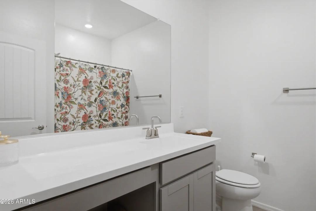 Real Estate Picture 21