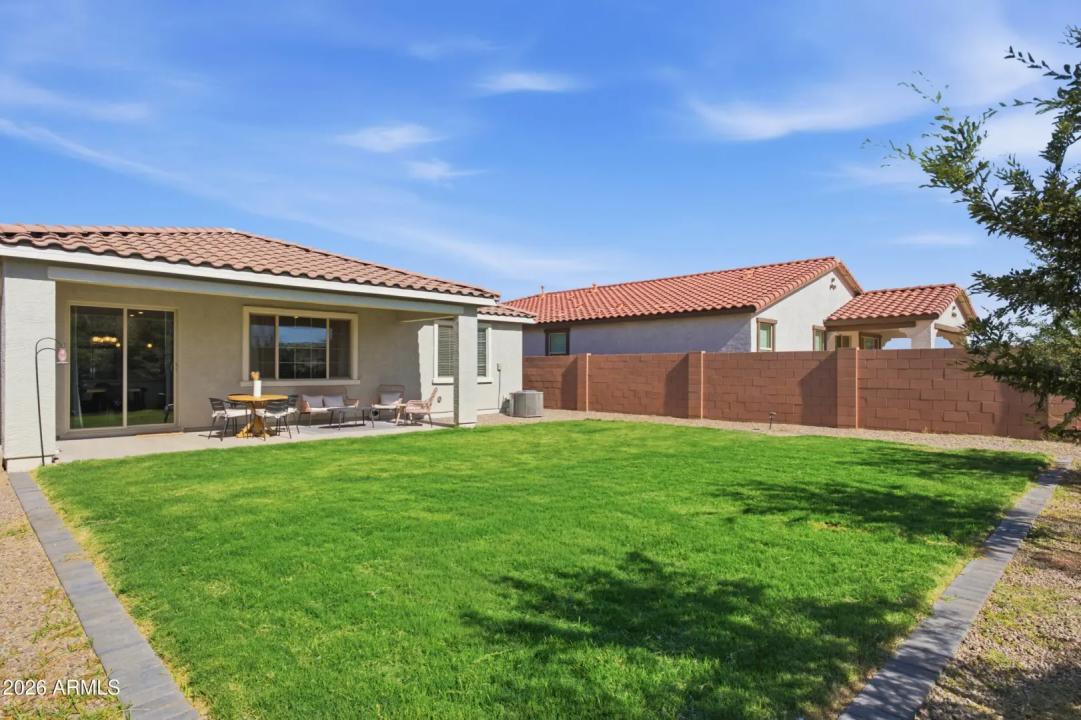Real Estate Picture 27