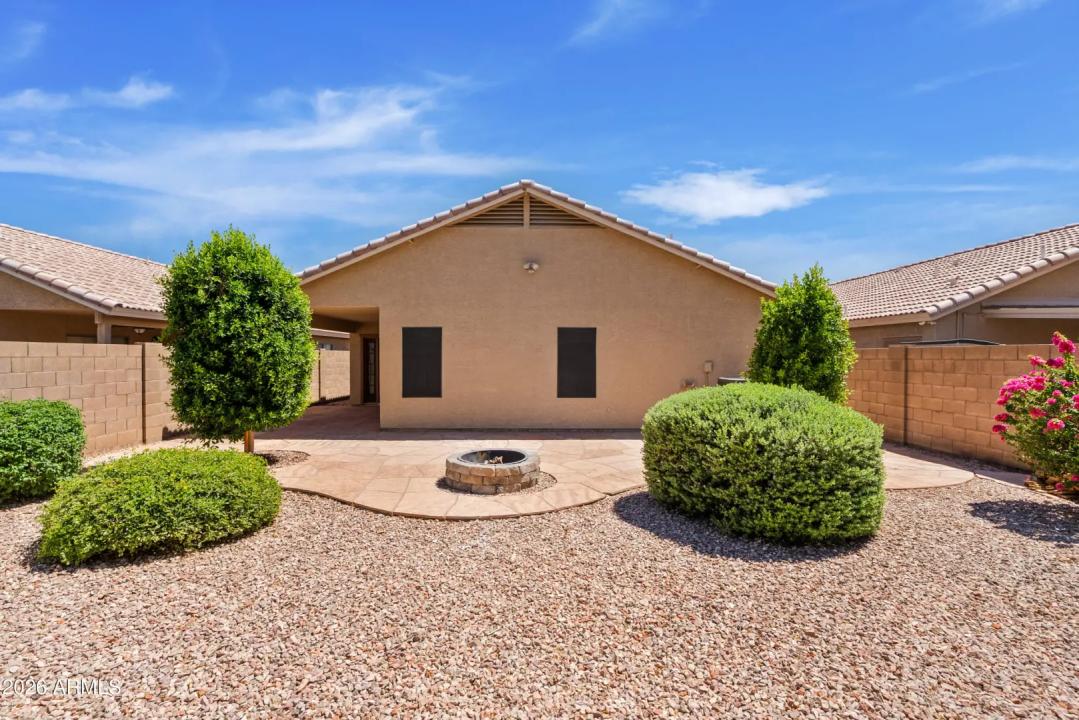 Real Estate Picture 26