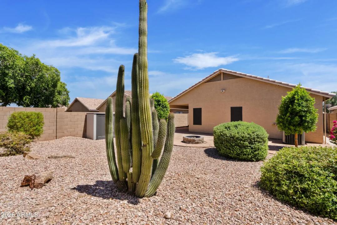 Real Estate Picture 28