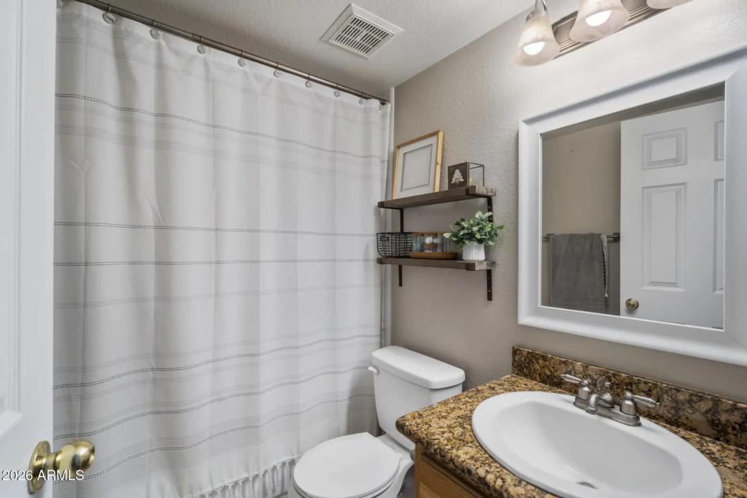 Real Estate Picture 21