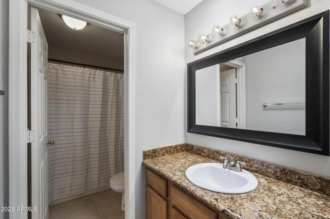 Real Estate Picture 18
