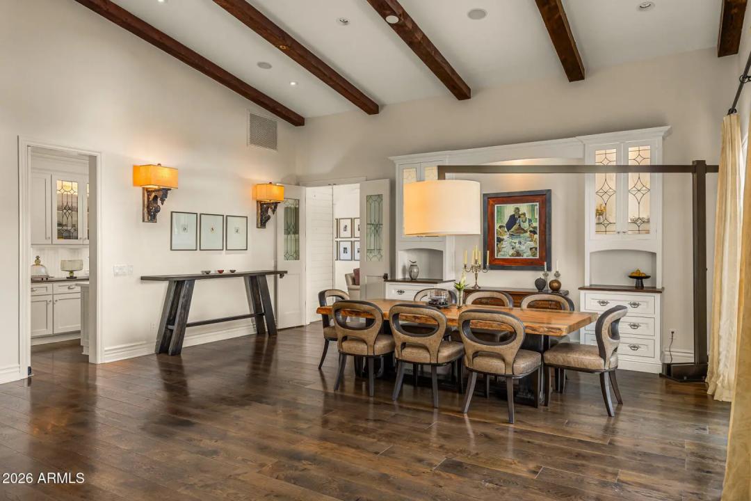 Real Estate Picture 20