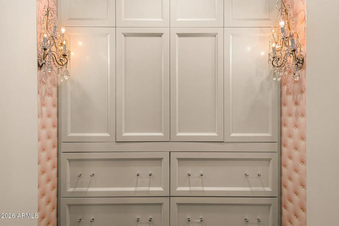 Real Estate Picture 28