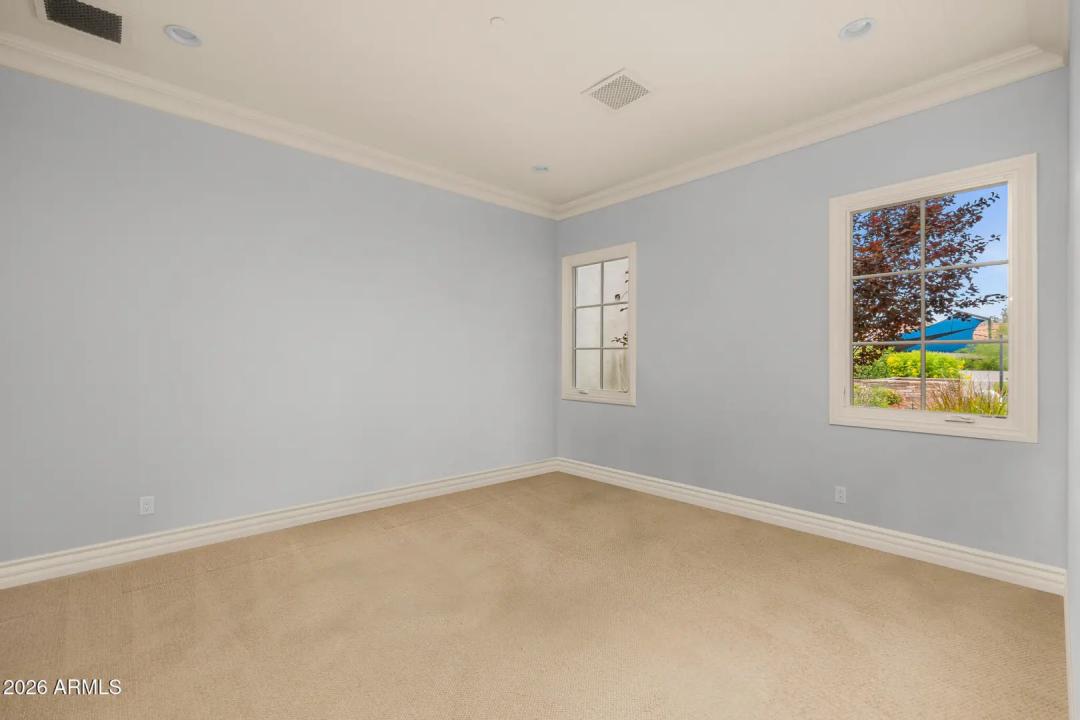 Real Estate Picture 38