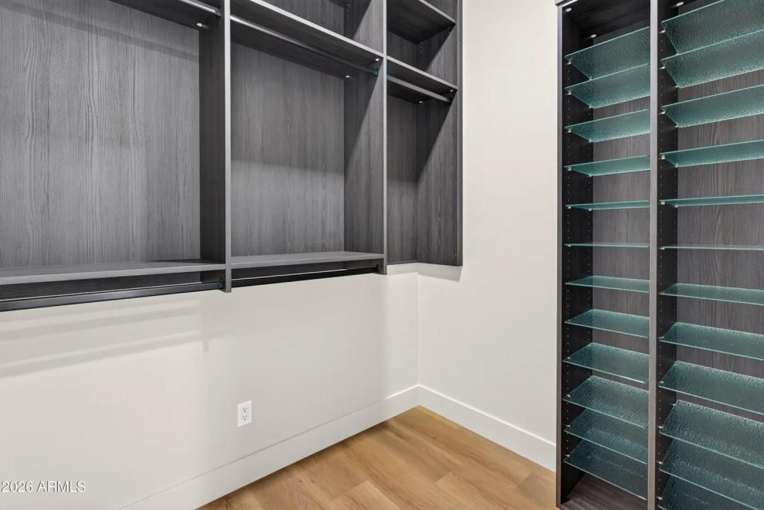 Real Estate Picture 25
