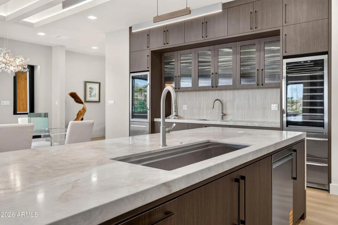 Real Estate Picture 17