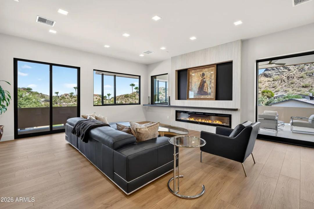 Real Estate Picture 41