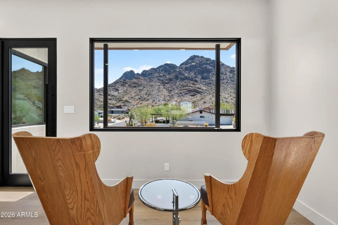 Real Estate Picture 42