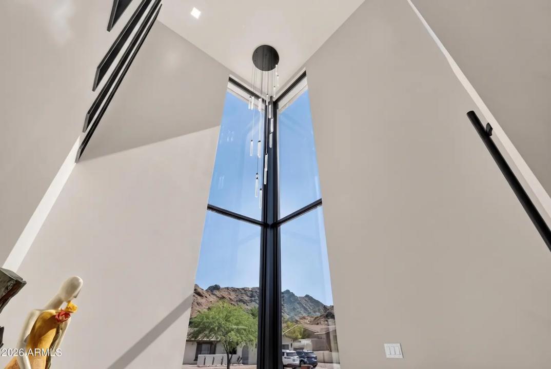Real Estate Picture 2