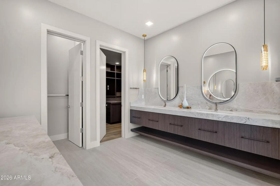 Real Estate Picture 62