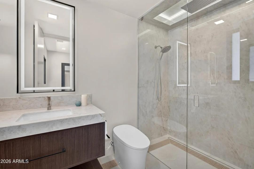 Real Estate Picture 64
