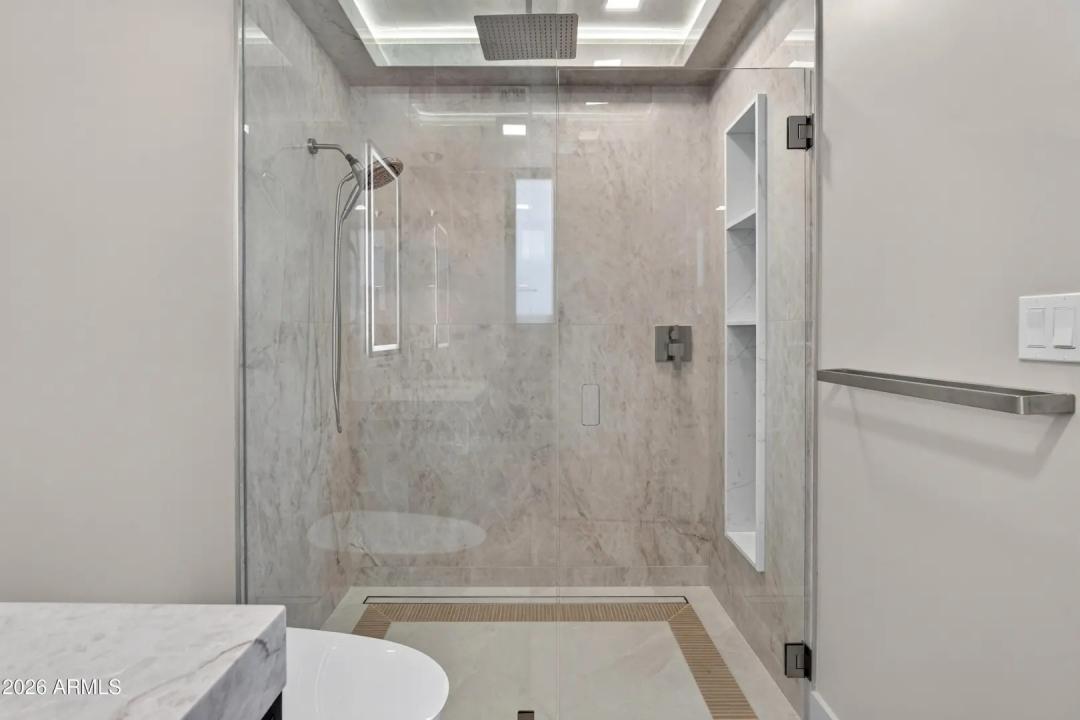 Real Estate Picture 66