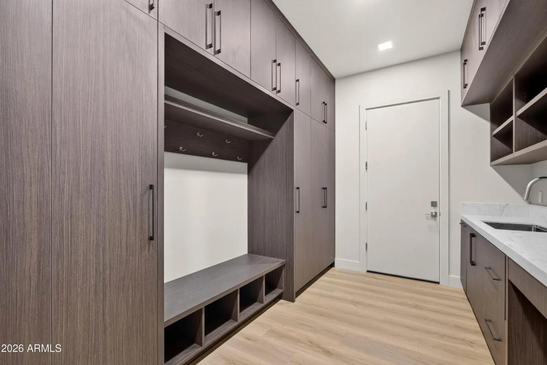 Real Estate Picture 69