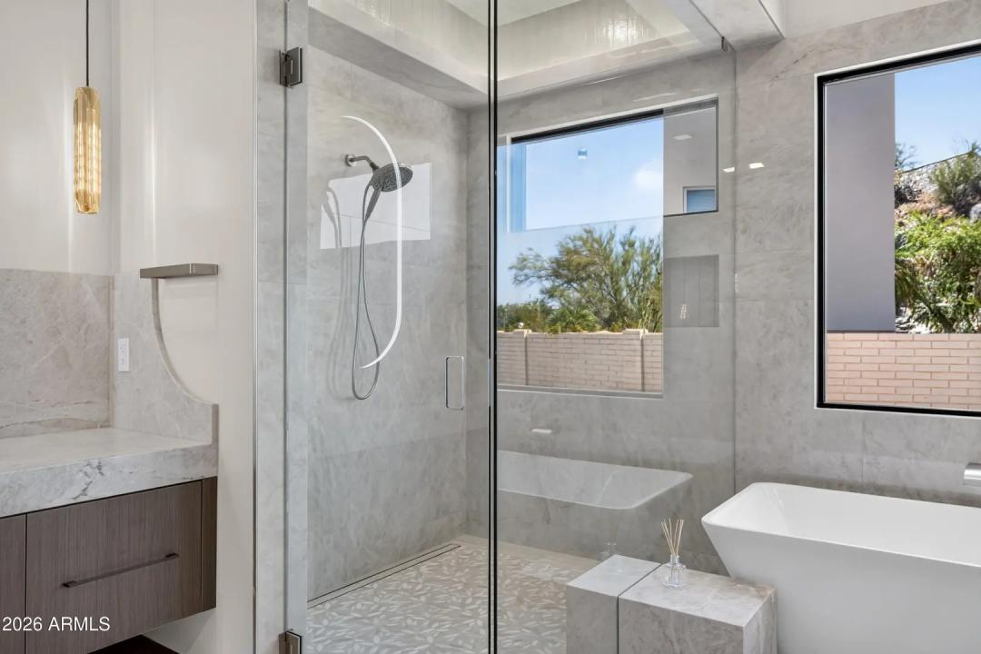 Real Estate Picture 72