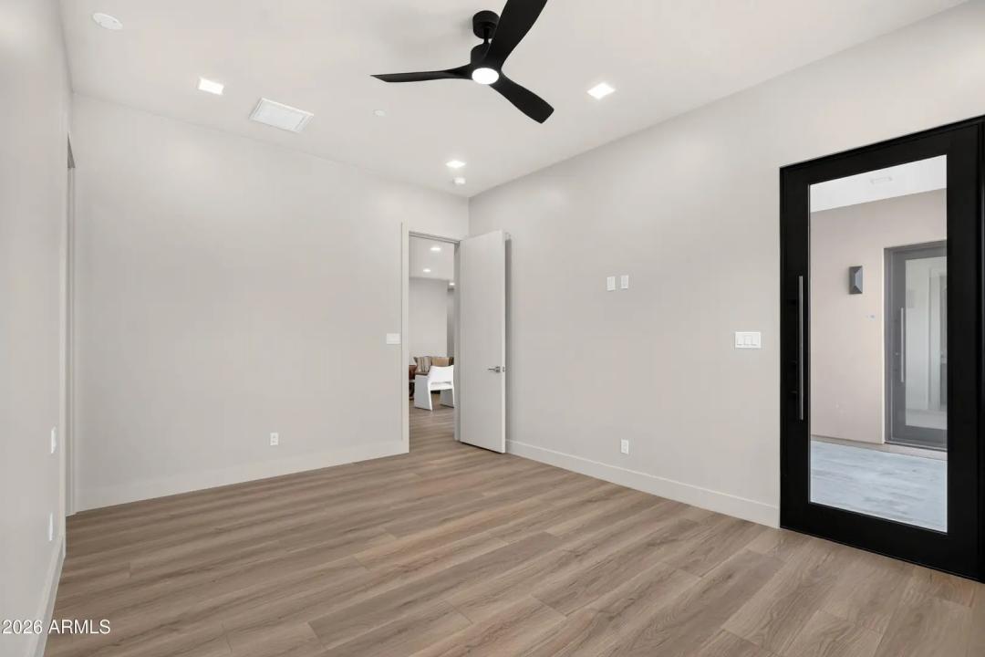 Real Estate Picture 75