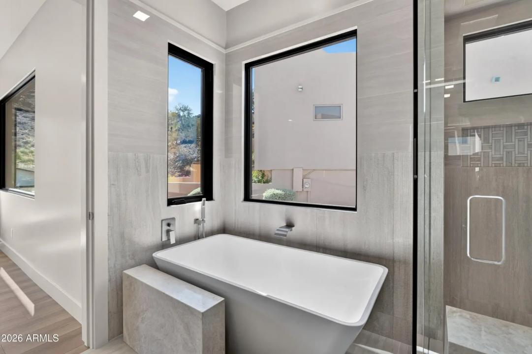 Real Estate Picture 81