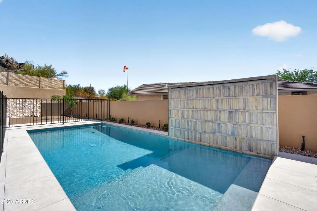 Real Estate Picture 94
