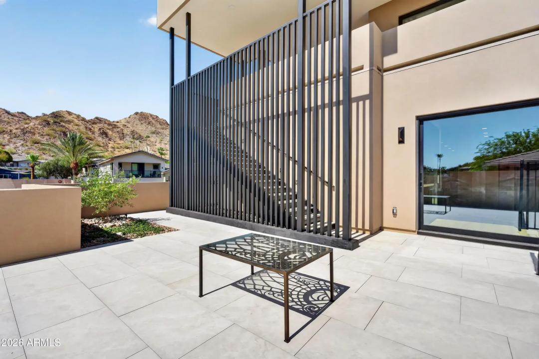 Real Estate Picture 96