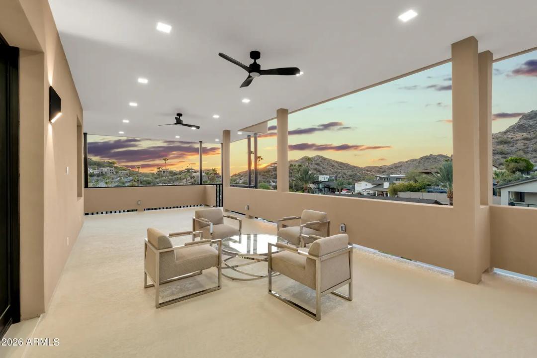 Real Estate Picture 43