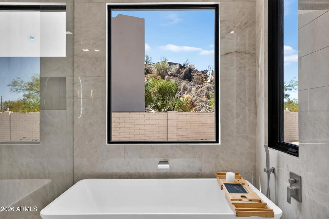 Real Estate Picture 50