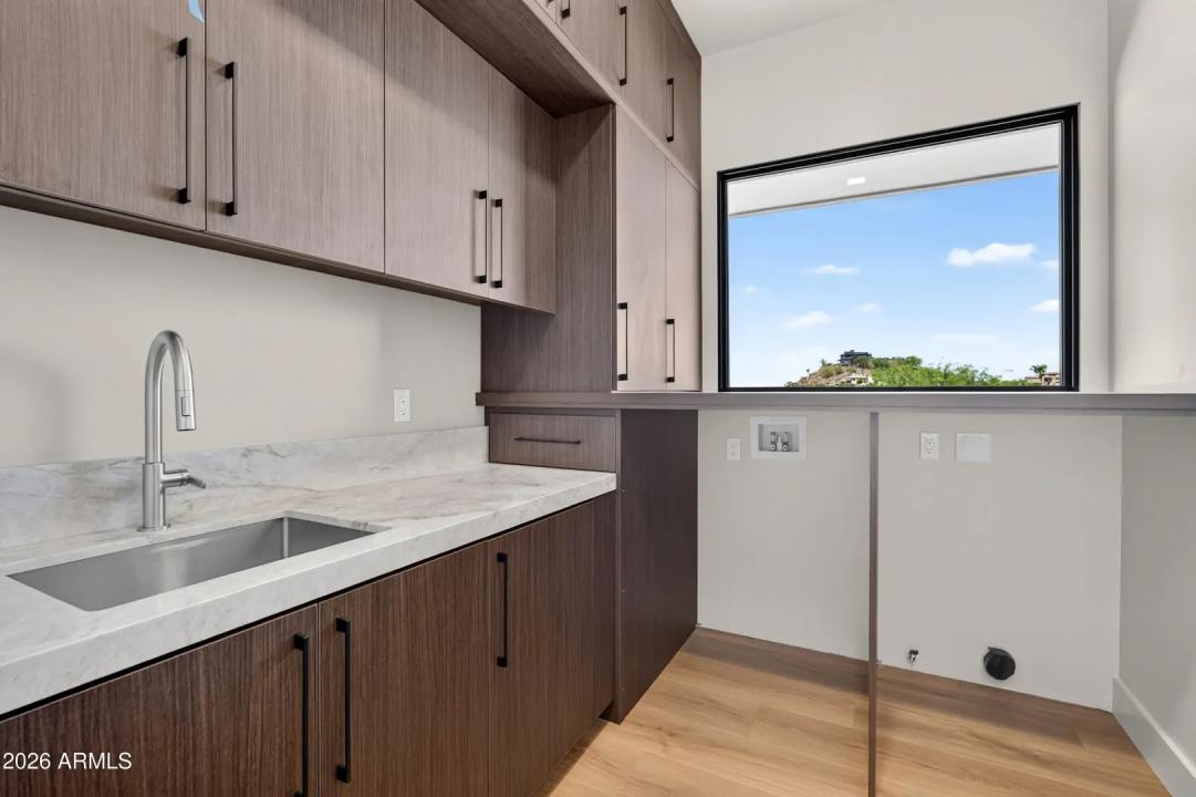 Real Estate Picture 55