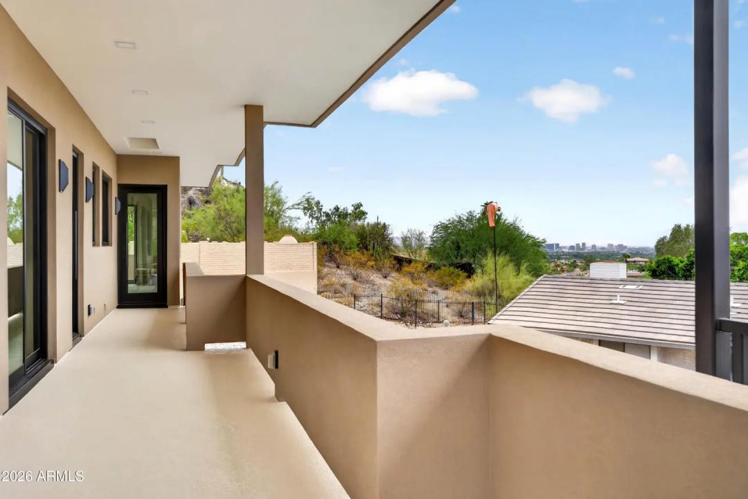 Real Estate Picture 45