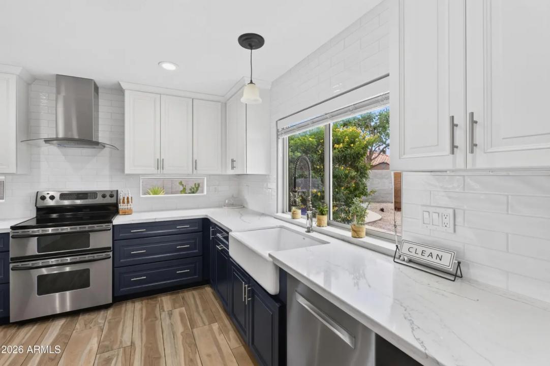 Real Estate Picture 20
