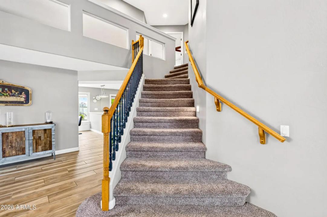 Real Estate Picture 23
