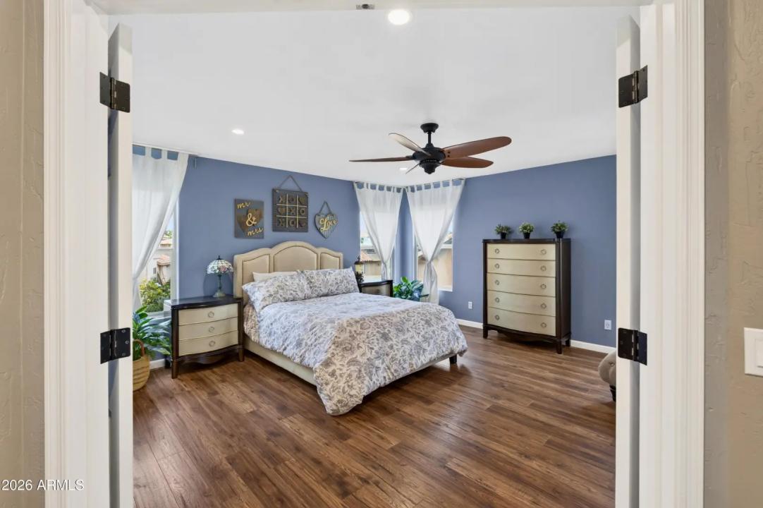 Real Estate Picture 29