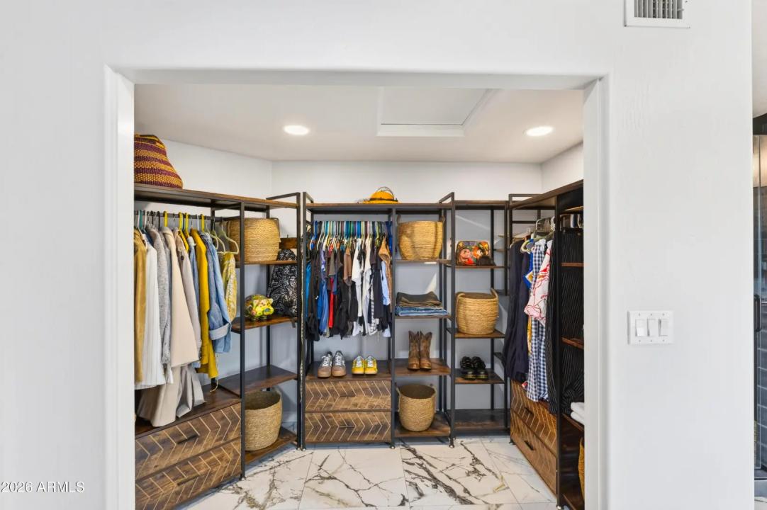 Real Estate Picture 31