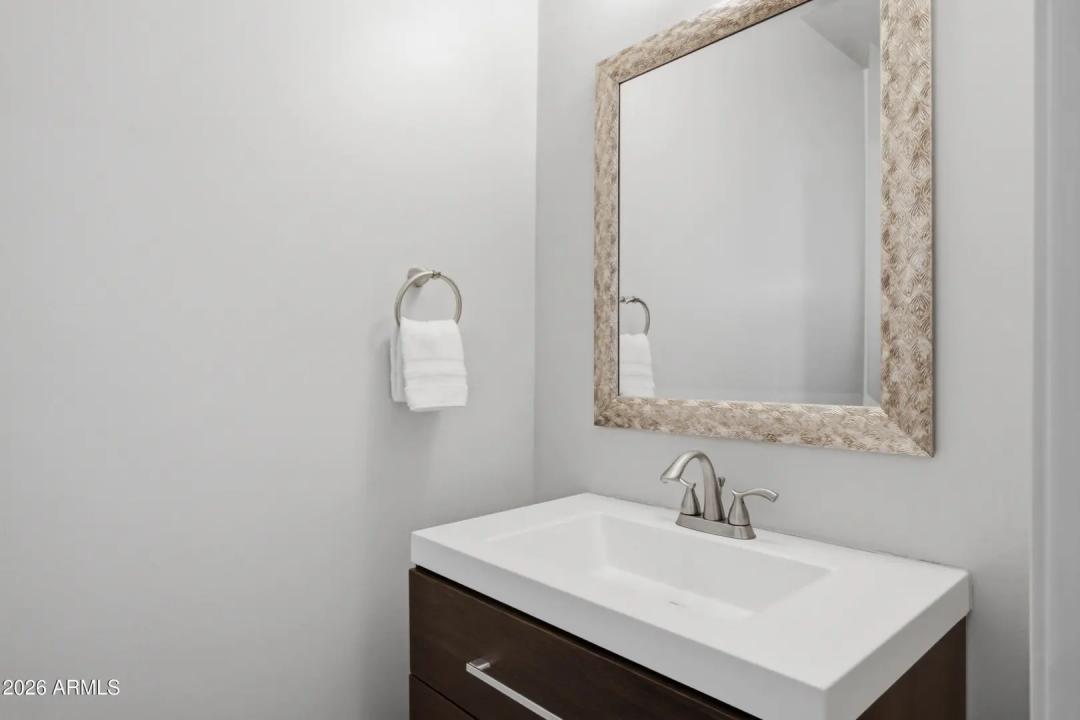 Real Estate Picture 10