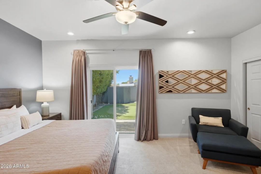 Real Estate Picture 16