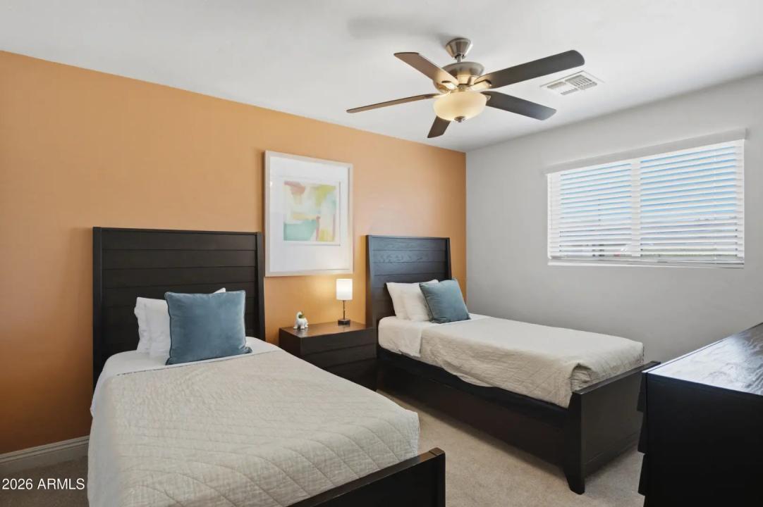 Real Estate Picture 26