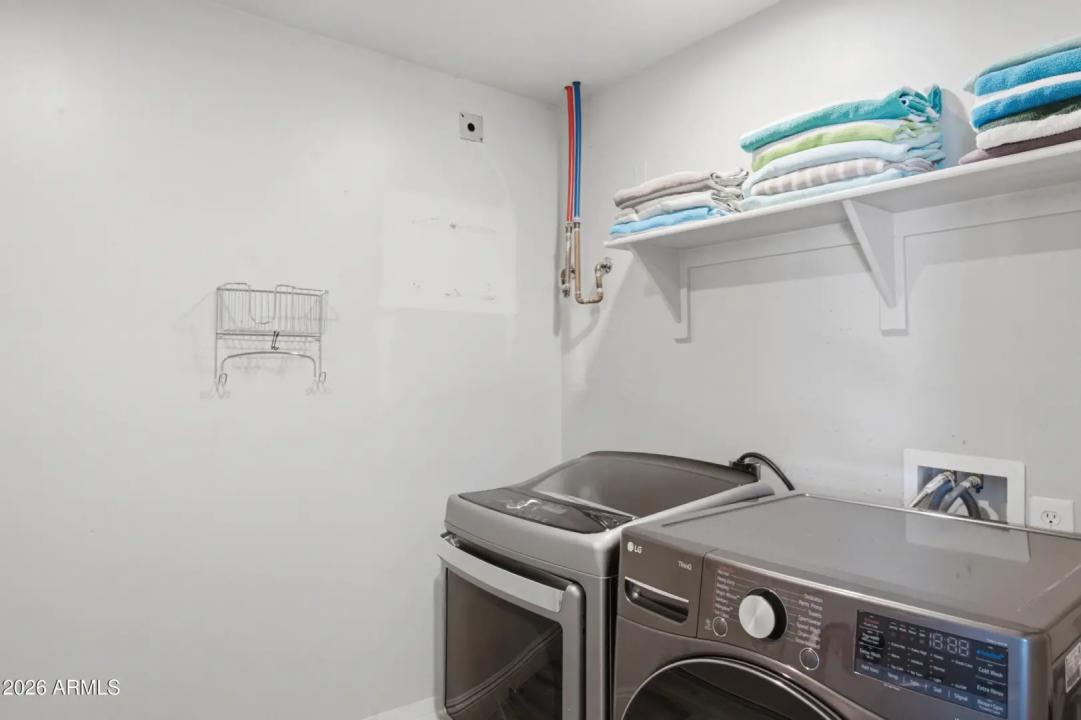 Real Estate Picture 29