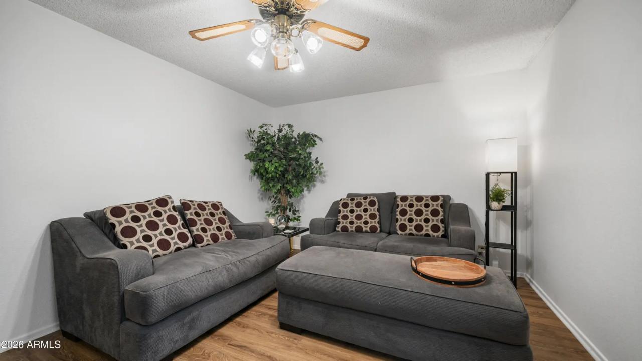 Real Estate Picture 20