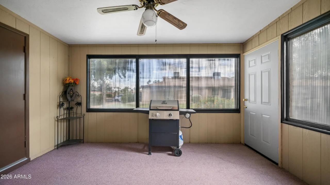 Real Estate Picture 22