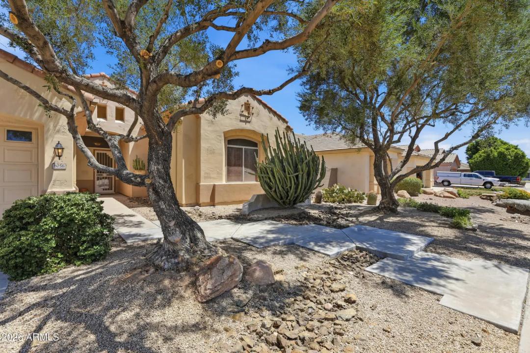 8056 W LOUISE Drive Peoria AZ 85383