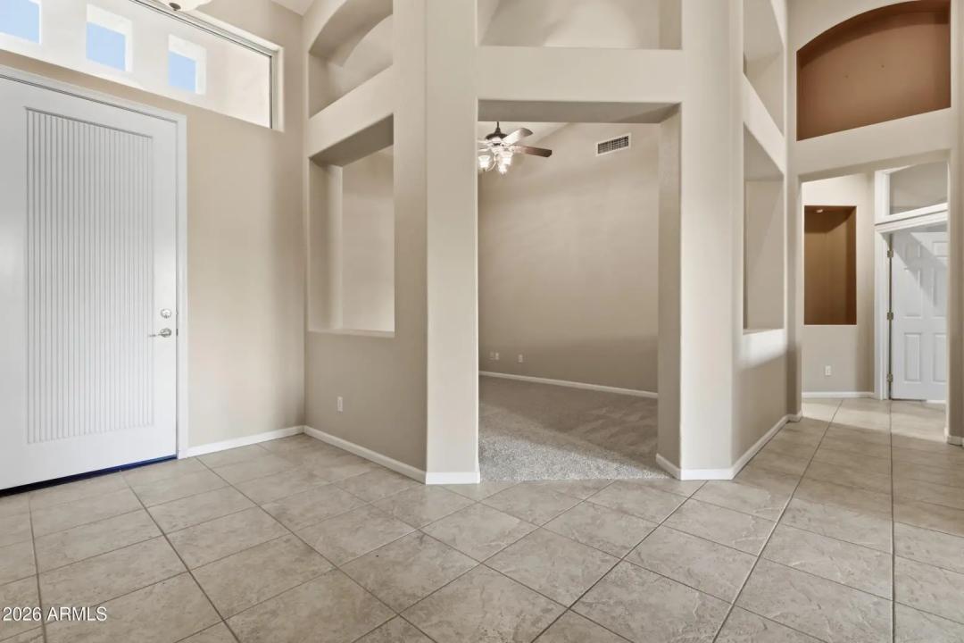 Real Estate Picture 8