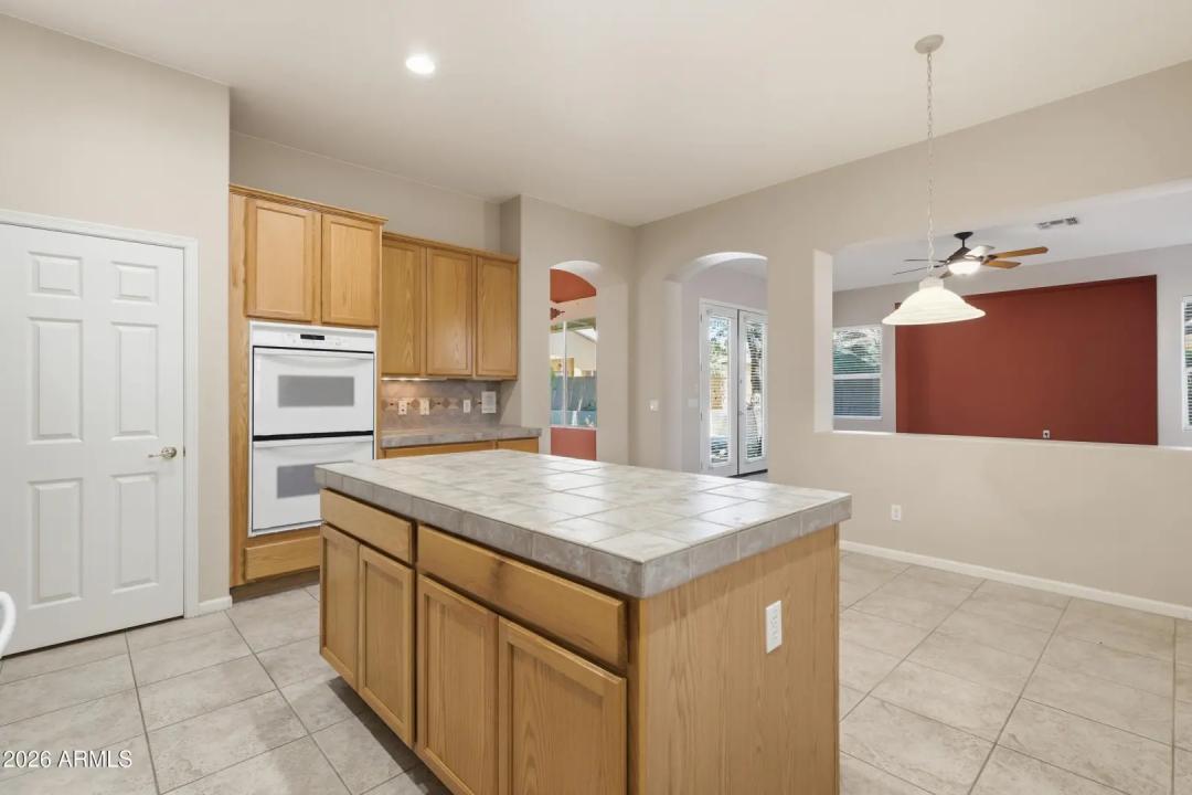 Real Estate Picture 20