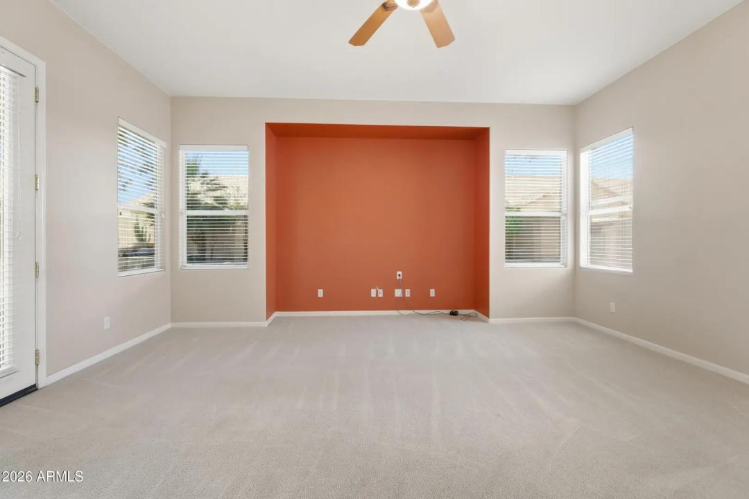 Real Estate Picture 26