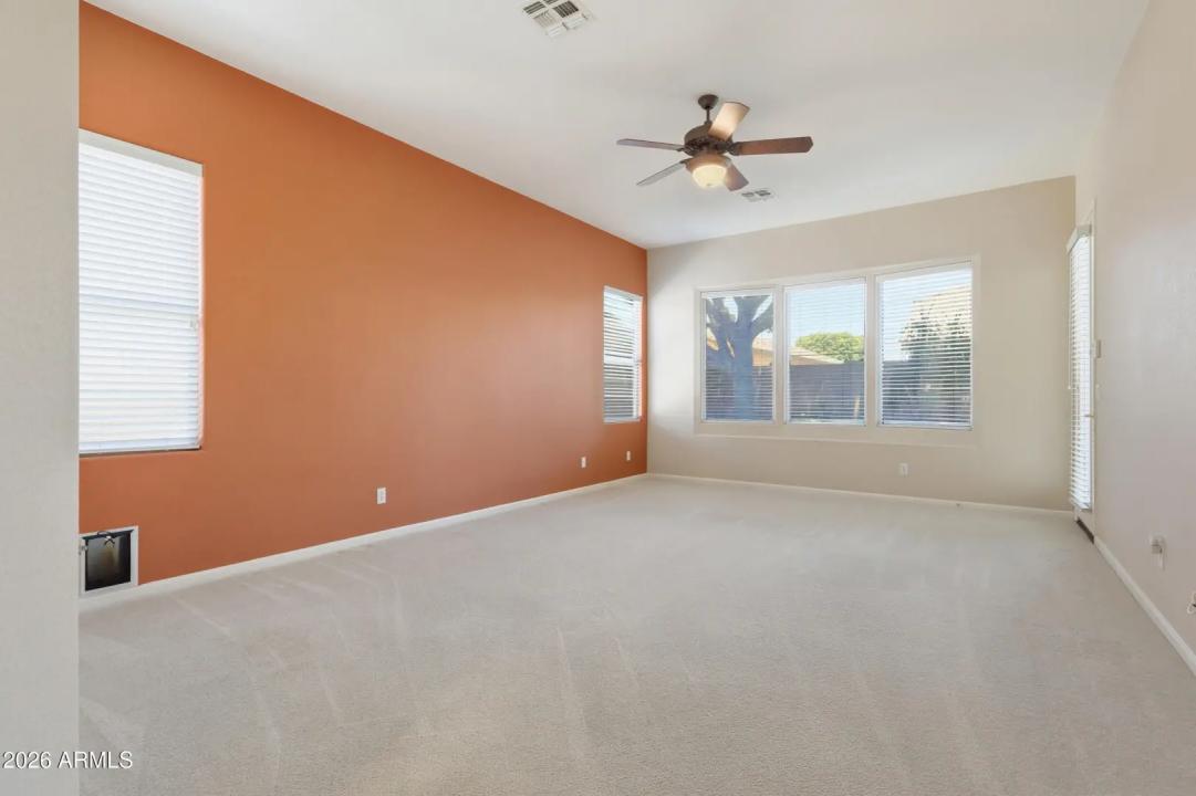 Real Estate Picture 30