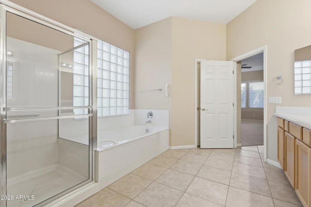 Real Estate Picture 34