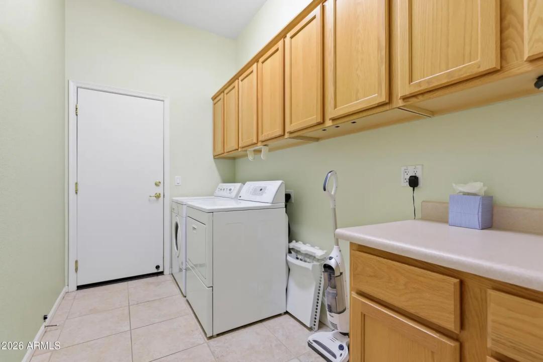 Real Estate Picture 37